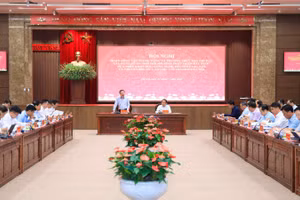 Quang cảnh cuộc làm việc. (Ảnh: QUANG THÁI)