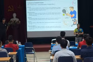 Khóa tập huấn huấn luyện viên nâng cao môn pickleball quốc gia có sự tham gia giảng dạy của các chuyên gia quốc tế.