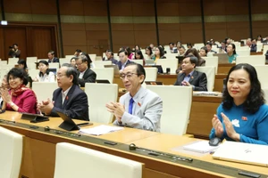 Quốc hội chấp thuận chủ trương đầu tư dự án đường bộ cao tốc Vinh-Thanh Thủy