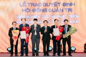 Ra mắt Viện Nghiên cứu và Phát triển Kim hoàn - Đá quý PINI Việt Nam