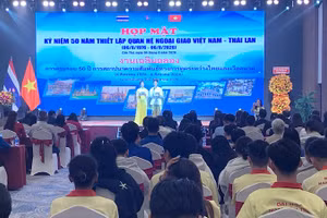 Quang cảnh buổi họp mặt.