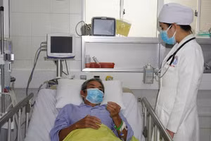 Bệnh nhân ngộ độc cá nóc đã ổn định sau điều trị tại bệnh viện.