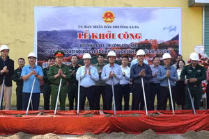 Khởi công dự án đường kết nối từ Quốc lộ 4D đi khu du lịch sinh thái Đồi chè Ô Quý Hồ.