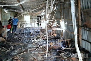 Căn nhà của gia đình ông Hiếu ở chợ Vàm Đình bị thiệt hại nặng nề trong vụ cháy vào sáng sớm ngày 27/9.