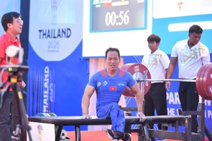 Lê Văn Công đạt mức tạ nâng tốt nhất 178kg, cao nhất trong số các lực sĩ tham dự.