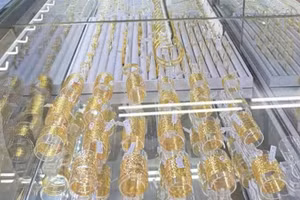 Phát hiện nhiều vụ vi phạm kinh doanh vàng và trang sức tại Vĩnh Long. 