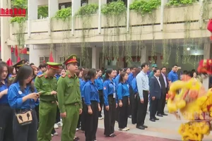 [Video] Triển khai 32 đội hình thanh niên tình nguyện hỗ trợ công tác bầu cử