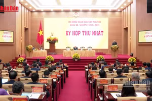 [Video] Ông Trần Duy Đông tái đắc cử Chủ tịch UBND tỉnh Phú Thọ 