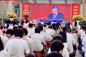 Trường trung học cơ sở Hoàng Hoa Thám, phường Ngọc Hà long trọng tổ chức lễ khai giảng năm học 2025-2026. 