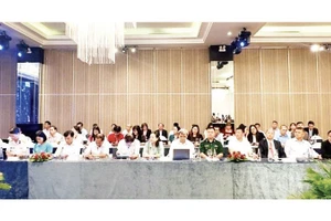 Đại biểu tham dự hội nghị ký kết hợp tác phát triển du lịch liên vùng.