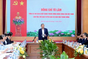 Tổng Bí thư Tô Lâm phát biểu chỉ đạo tại cuộc làm việc với Ban Tuyên giáo và Dân vận Trung ương. (Ảnh: ĐĂNG KHOA)