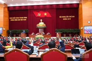 Toàn cảnh phiên bế mạc Hội nghị lần thứ hai Ban Chấp hành Trung ương Đảng Cộng sản Việt Nam khóa XIV. (Ảnh: ĐĂNG KHOA)