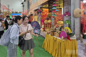 Cục Xúc tiến thương mại cảnh báo thông tin không xác thực về Hội chợ Mùa Xuân 2026. (Ảnh: KIM DUNG)