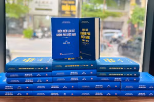 Hai công trình sử học đồ sộ: Lịch sử Chính phủ Việt Nam (1945-2016) và Biên niên lịch sử Chính phủ Việt Nam (1945-2016).