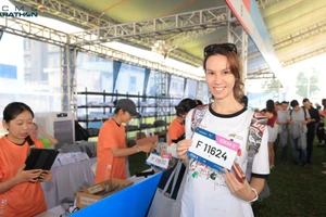 Mùa giải marathon Thành phố Hồ Chí Minh lần thứ 13 thu hút gần 11.000 vận động viên, trong đó khoảng 26% là vận động viên quốc tế, ghi nhận mức tăng trưởng tích cực so năm 2025.