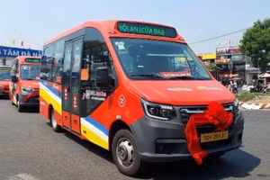 Đà Nẵng điều chỉnh tăng tần suất xe buýt phục vụ cán bộ, công chức, người lao động sau sáp nhập. (Ảnh: ANH ĐÀO)