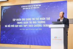 Trường cao đẳng FPT Polytechnic triển khai tập huấn ứng dụng AI trong quản trị và giảng dạy cho hơn 200 giáo viên Trung học phổ thông tại tỉnh Hà Nam.