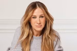 Diễn viên Sarah Parker.