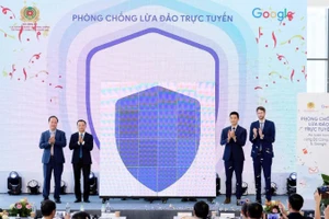 Ngày 26/6/2025, Cục An ninh mạng và Phòng, chống tội phạm sử dụng công nghệ cao (Bộ Công an) cùng Google công bố hợp tác triển khai chiến dịch Phòng chống lừa đảo trực tuyến. (Ảnh BCA)