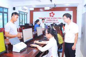 Trong điều kiện đẩy mạnh xây dựng chính quyền số, yêu cầu nâng cao năng lực số, tư duy số và kỹ năng làm việc trong môi trường số của cán bộ cơ sở là bắt buộc.