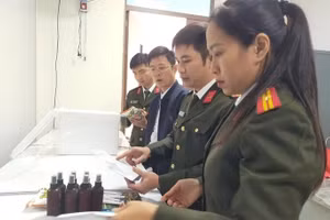 Công an tỉnh Thanh Hóa xác định ổ nhóm do Hoàng Văn Toàn cầm đầu đã thực hiện hành vi lừa đảo chiếm đoạt số tiền lên tới 227 tỷ đồng của hàng chục nghìn người. Ảnh trong bài | Công an Thanh Hóa