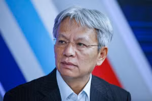 Tác giả Nguyễn Sĩ Dũng.