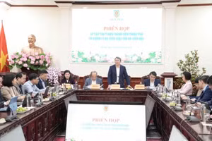 Quang cảnh phiên họp.