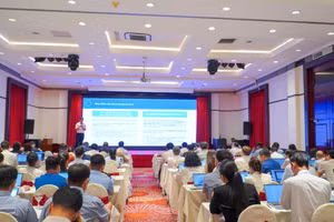 Quang cảnh buổi hội thảo.