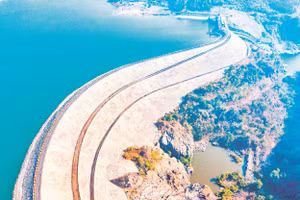 Thủy điện Yaly (Gia Lai) là một điểm đến thu hút nhiều du khách. Ảnh: K.MINH