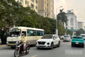 Dự báo khu vực Hà Nội không mưa, sáng có sương mù nhẹ.