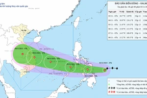 Bản đồ dự báo quỹ đạo và cường độ bão Kalmaegi phát lúc 8 giờ ngày 3/11. 
