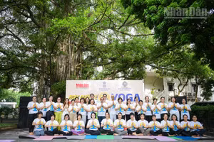 Chương trình giao lưu, đồng diễn Yoga lan tỏa nhiều năng lượng tích cực đến những công đoàn viên, người lao động Báo Nhân Dân.