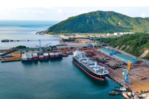 Khu kinh tế Vũng Áng tiếp tục là “thỏi nam châm” thu hút các dự án.