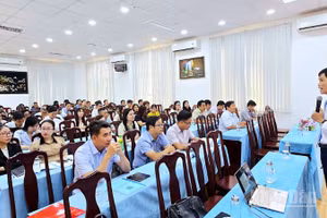 Quang cảnh Hội nghị tập huấn kỹ năng truyền thông chính sách trong xây dựng văn bản quy phạm pháp luật tại Cà Mau.