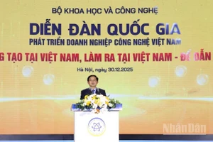 Phó Thủ tướng Hồ Quốc Dũng chủ trì và phát biểu chỉ đạo tại diễn đàn. (Ảnh: PV)