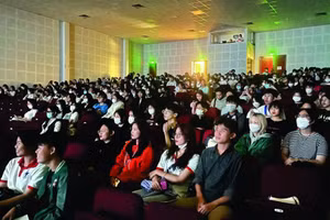 Rạp Ngọc Khánh (Hà Nội) của Viện Phim Việt Nam là địa điểm quen thuộc, thu hút đông khán giả với những tuần lễ trình chiếu các tác phẩm kinh điển của điện ảnh Việt Nam thời gian qua.