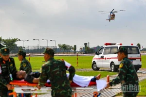Diễn tập quân y Việt Nam-Campuchia 2025. (Ảnh: Báo Nhân Dân).