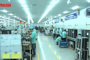 [Video] Đồng bộ chính sách để tăng lương tối thiểu phát huy hiệu quả bền vững