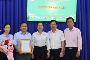 Công bố Quyết định thành lập Ban đại diện Hội đồng Quản trị Ngân hàng Chính sách xã hội xã Phước Thạnh.