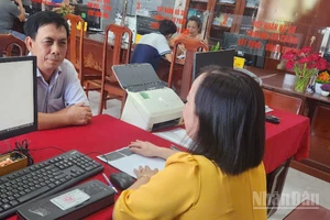 Bộ phận tiếp nhận và trả kết quả xã Thạnh Xuân, thành phố Cần Thơ.