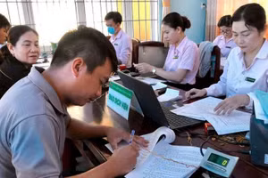 Mạng lưới điểm giao dịch chính sách thưc hiện cho vay vốn ưu đãi đa dạng, nhanh chóng, tạo thuận lợi giúp nhân dân phát triển sản xuất, kinh doanh.