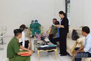 Đoàn kiểm tra liên ngành của thành phố Cần Thơ kiểm tra cơ sở Nha khoa quốc tế Tuệ Minh.