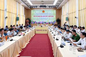 Quang cảnh họp báo.