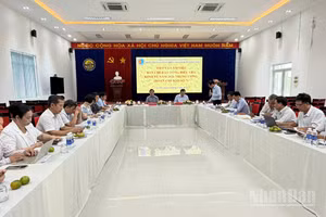 Quang cảnh buổi làm việc.