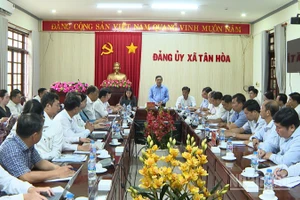 Quang cảnh buổi làm việc.