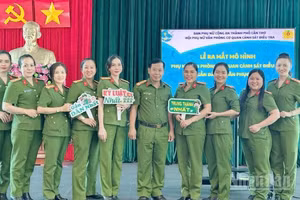 Lễ ra mắt mô hình “Phụ nữ Văn phòng Cơ quan Cảnh sát điều tra - Gần dân, vì nhân dân phục vụ”.