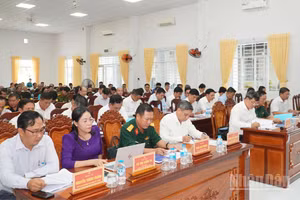 Các đại biểu dự hội nghị.