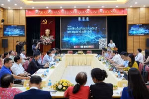 Nhiều cuộc tọa đàm được tổ chức, nhằm đóng góp ý kiến cho chuyển đổi số quy hoạch đô thị tại Hà Nội. (Ảnh DIÊN KHÁNH)