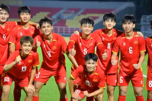 Các cầu thủ U17 quyết tâm cạnh tranh cho một tấm vé tham dự World Cup trẻ. (Ảnh VFF)