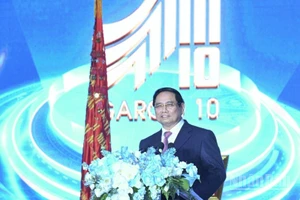 Thủ tướng Chính phủ Phạm Minh Chính phát biểu ý kiến tại lễ kỷ niệm. (Ảnh: TRẦN HẢI)